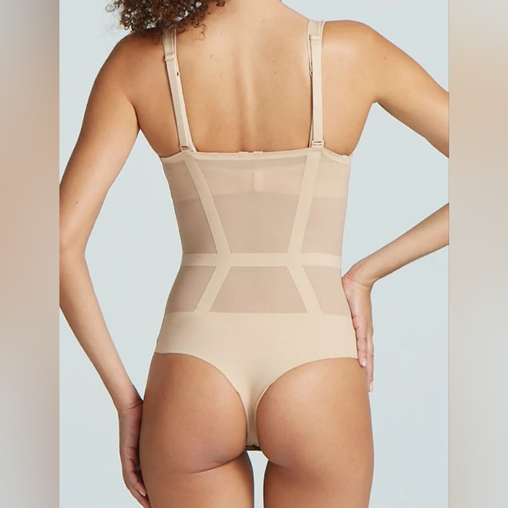 NWT Commando Luxe Control Shaping compression Shape Control Nude Bodysuit M - Picture 2 of 7